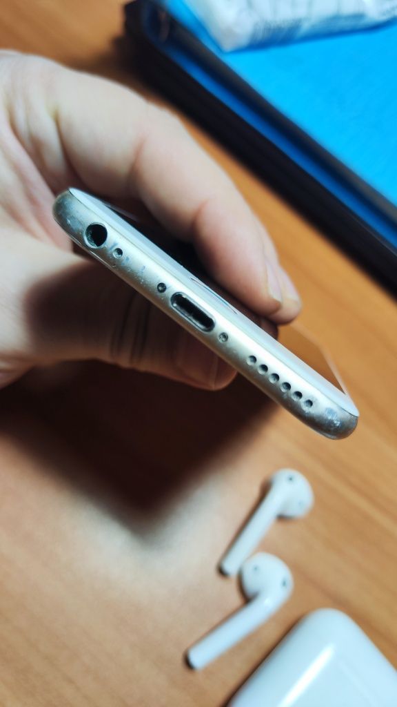 iPhone 6 128Gb Gold + AirPods2