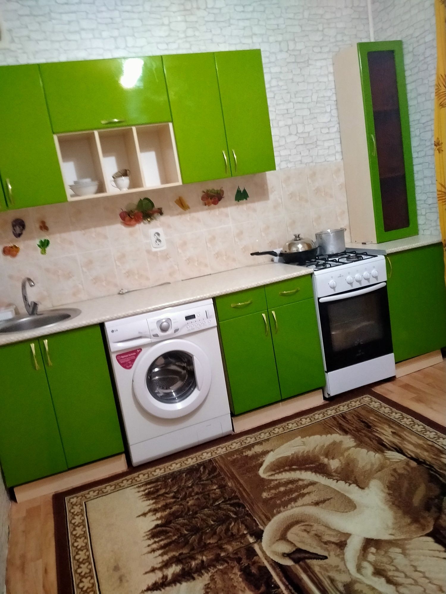 Продам  1комнатную квартиру(евро двушка) .