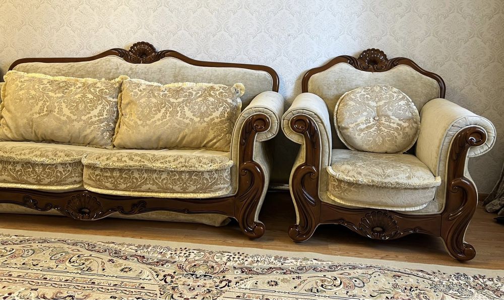 Мягкая мебель для гостиной