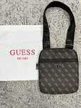 Продам срочно барсетку Guess