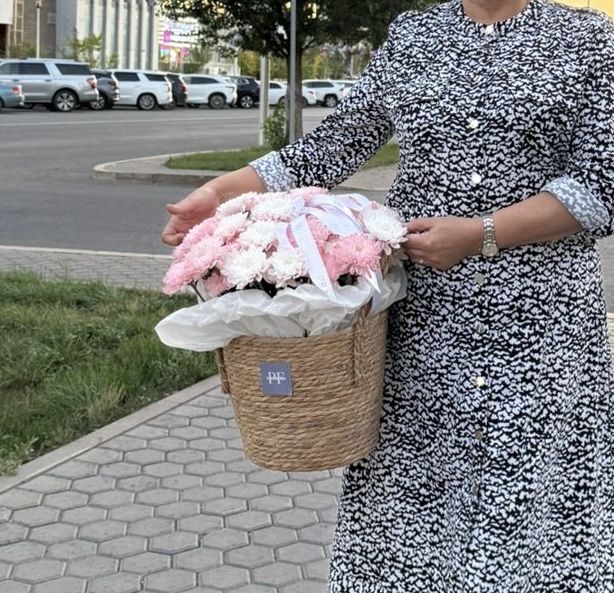 Трендовый букет в кашпо