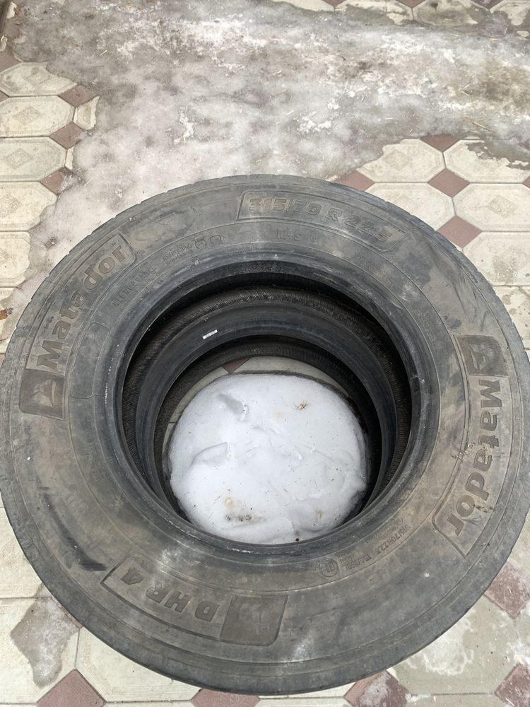 315/70 R 22.5 шины безкамерка