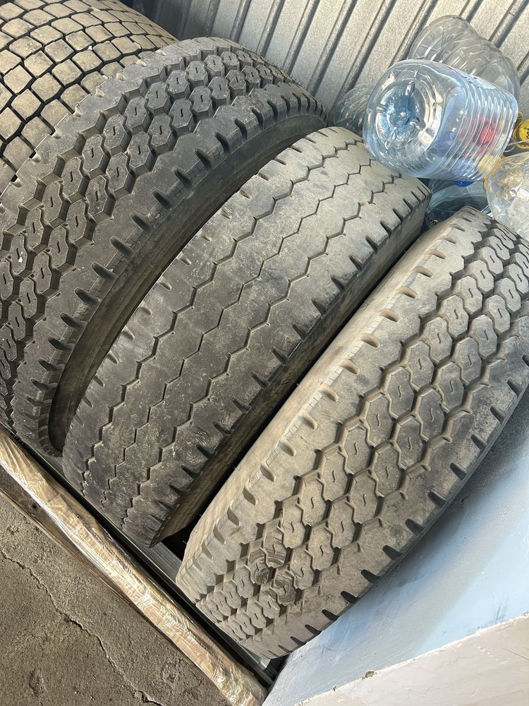 Продам 315/80 22,5 ведущий