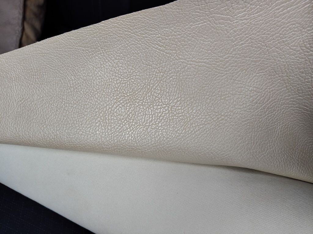 Продается Экокожа бежевая