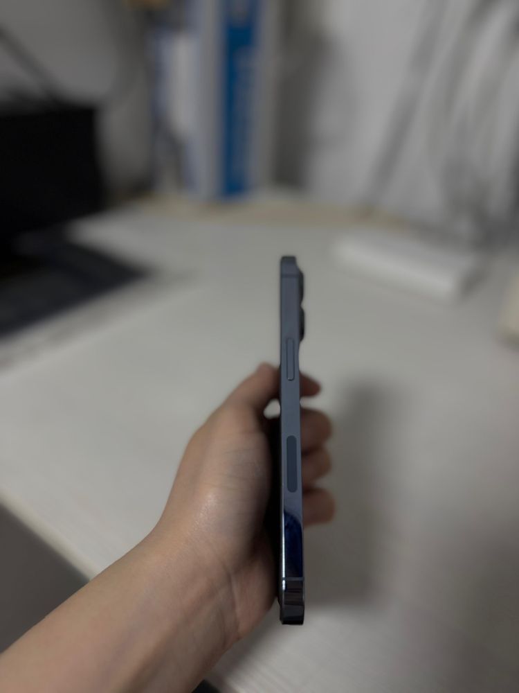Продам Iphone 13 Pro 128 ГБ