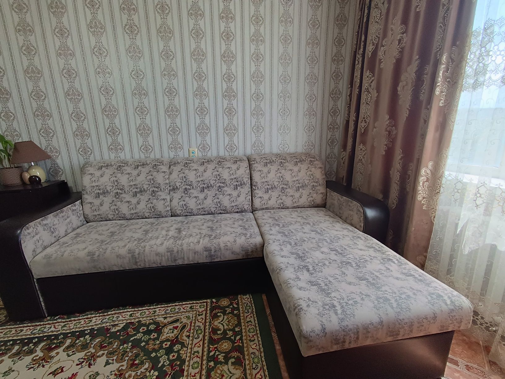 Продам диван с атаманкой