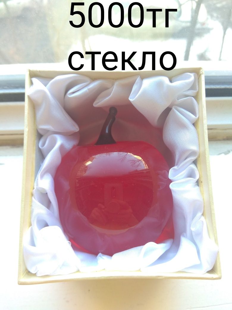 Панно"Обнаженные девушки"3D Италия,новое.Сувенир Яблоко, Канада, стекл