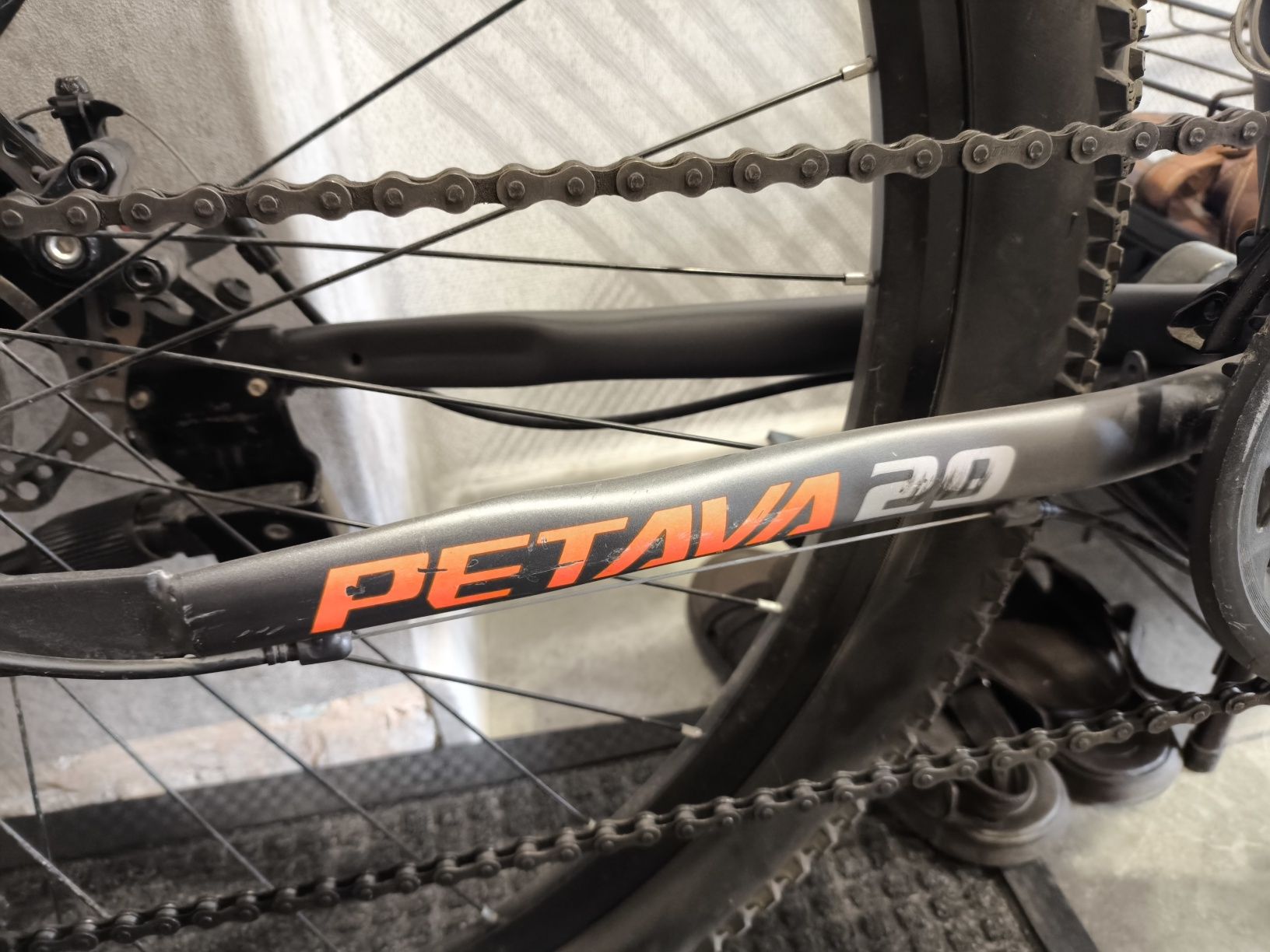 Продам Велосипед Petava P 380 в идеальном состоянии., для взрослых.