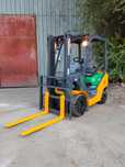 Кары из Японии Komatsu и Toyota 1,5 тонны 2007 год