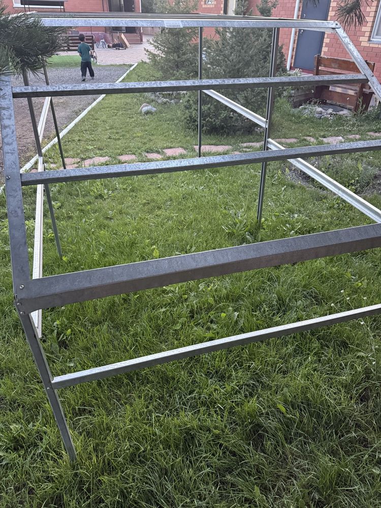 Тент от автоприцепа