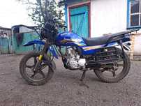 Мотоцикл Suzuki GSX 150