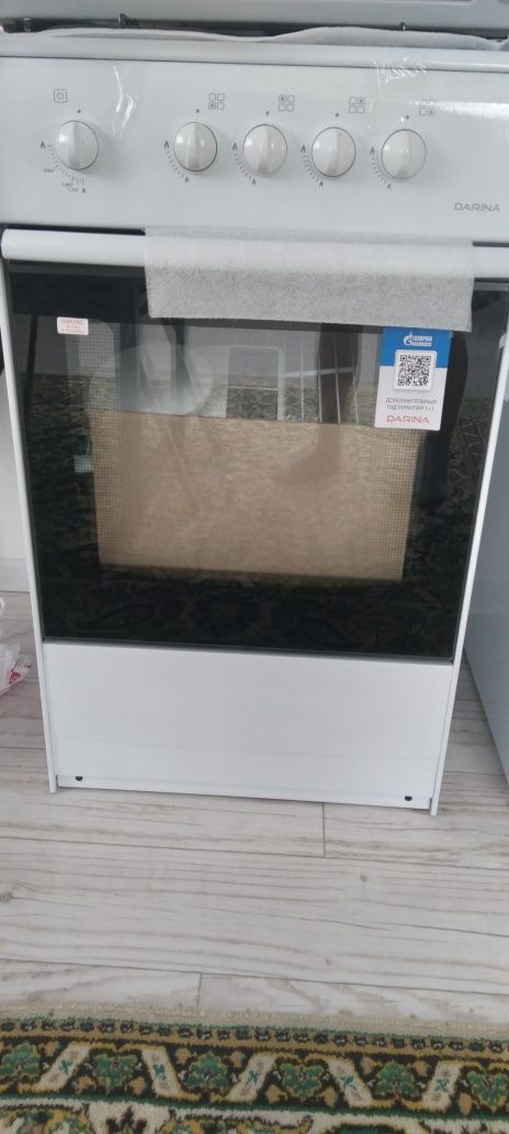 Продам газовую плиту
