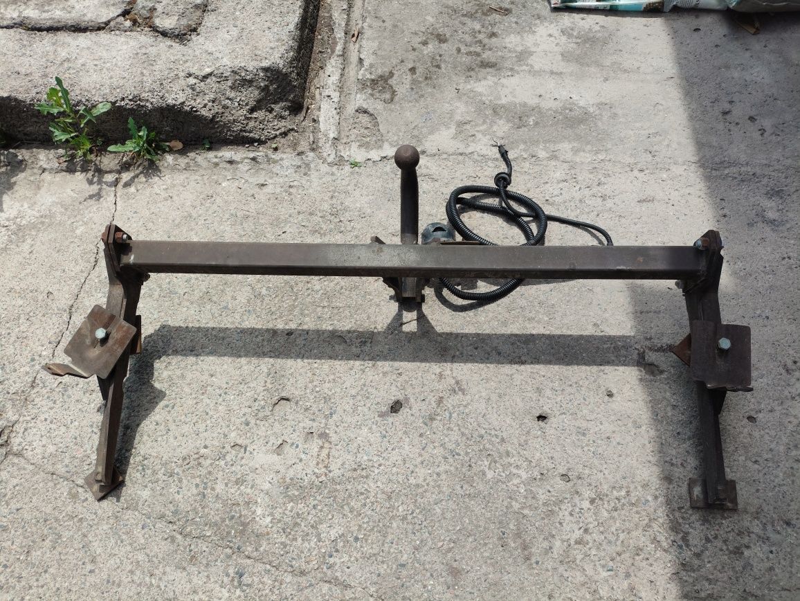 Продам фаркоп Bosal