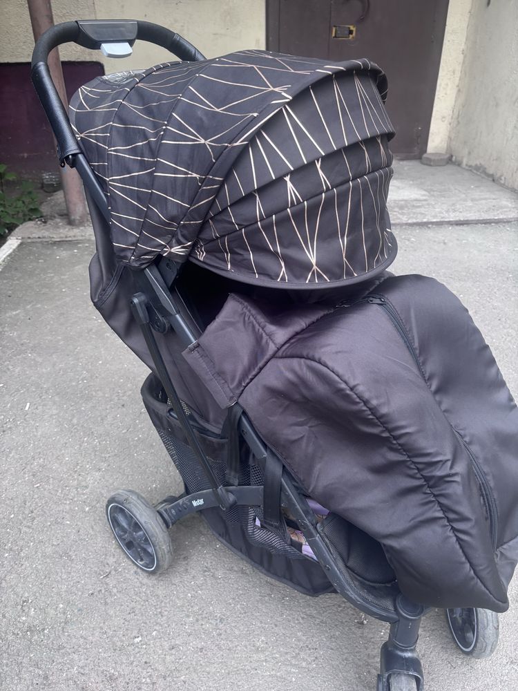 Продам коляску Mstar