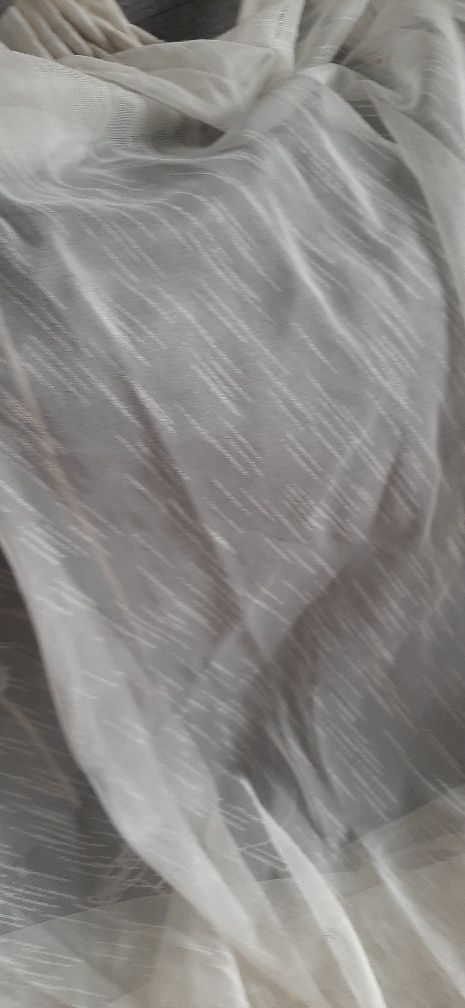 Продам тюль на одно большое окно