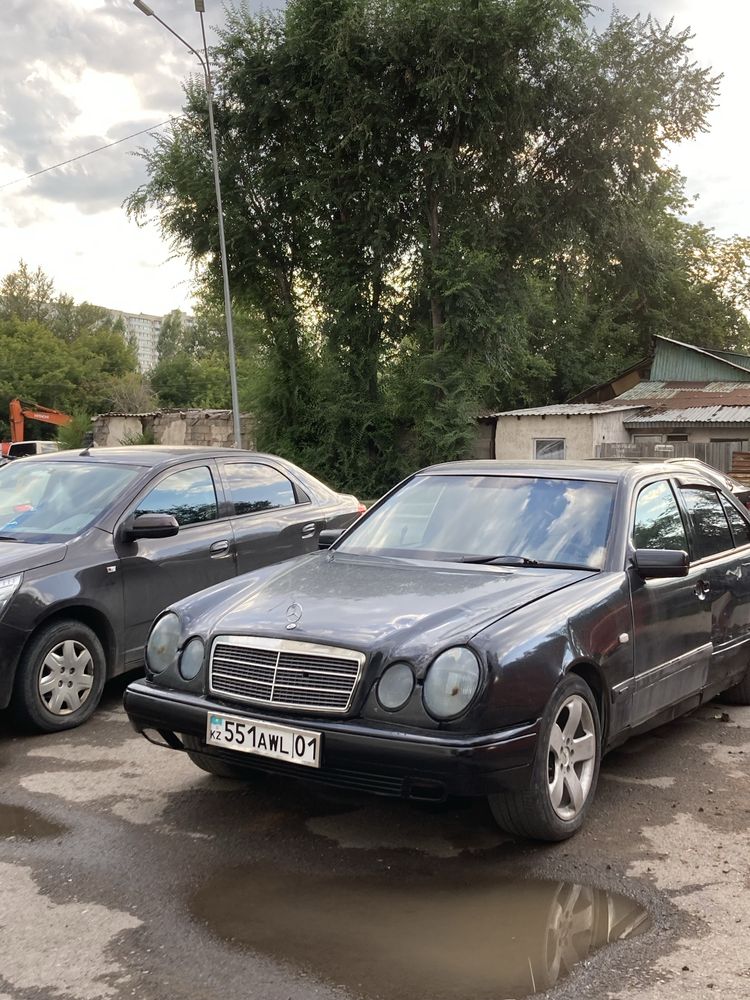 Продам мерс w210