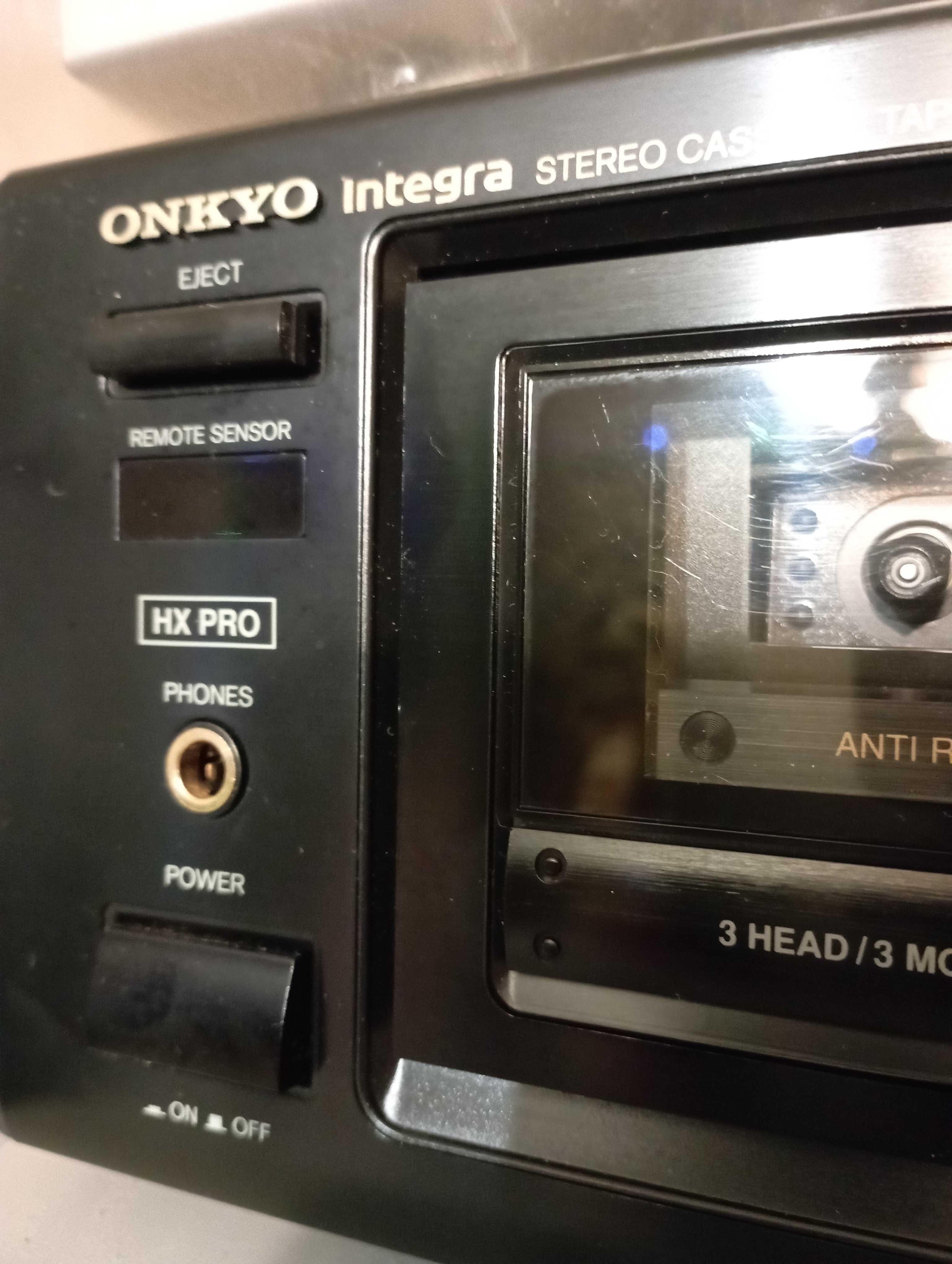Кассетная дека "Onkyo"
