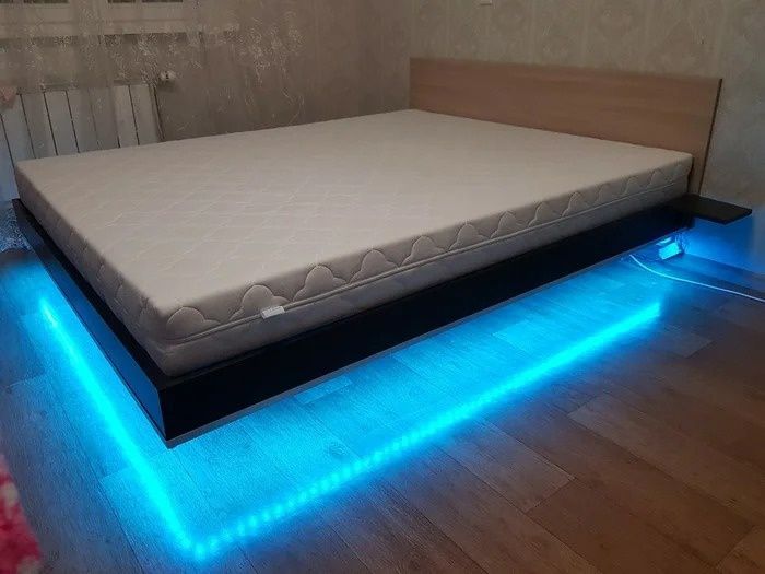 Кровать. Парящий кровать.