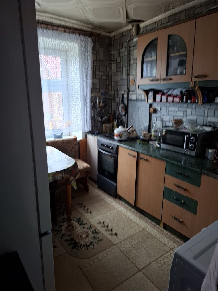 Продам или обменяю на частный  дом ,
