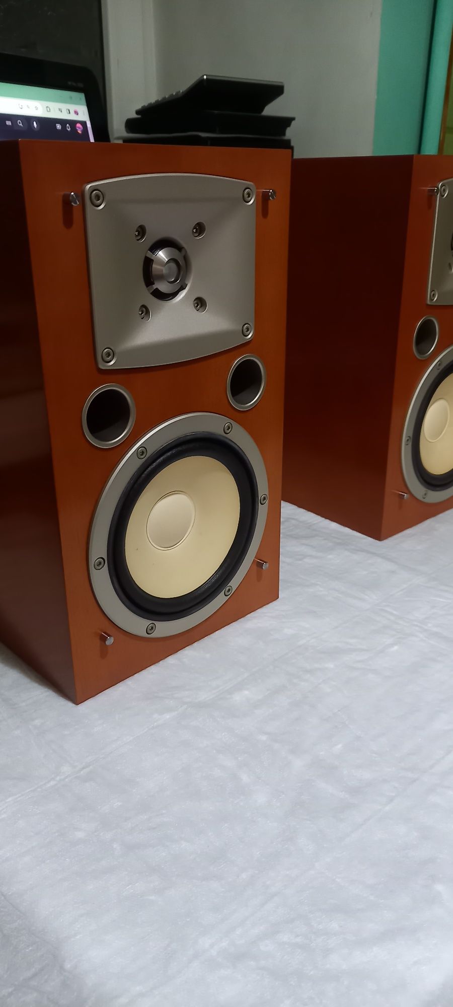 Акустика Yamaha ns 2 hx