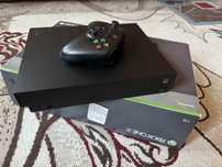Продам XBOX ONE X 1 tb