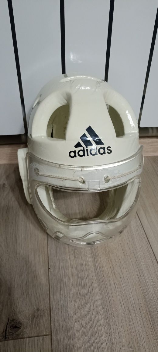 Шлем для каратэ ADIDAS
