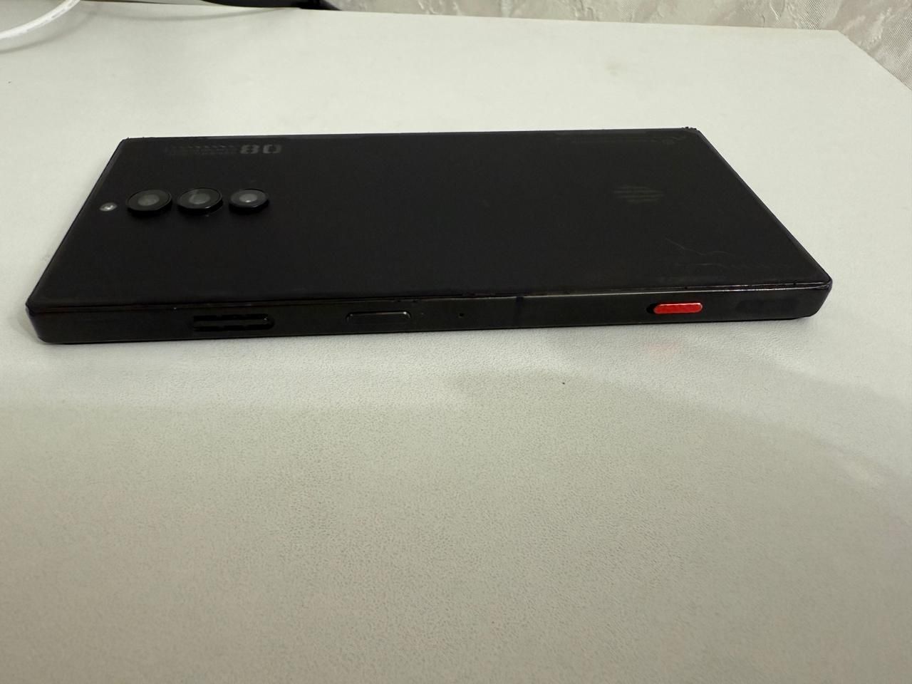 Red magic 8s pro Global есть обмен на Iphone