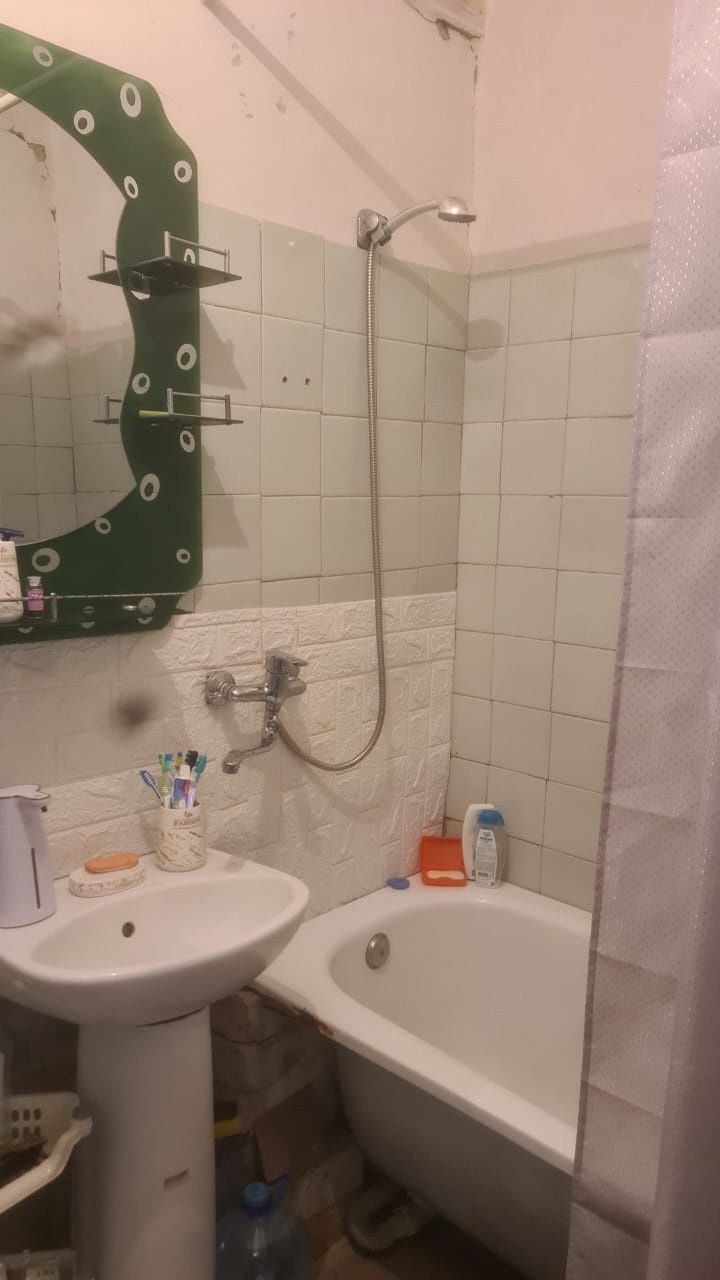 Срочно!Продам 3 комн.кв. на Жазире