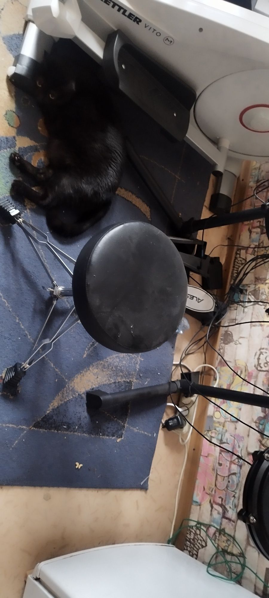Установка барабанная Alesis