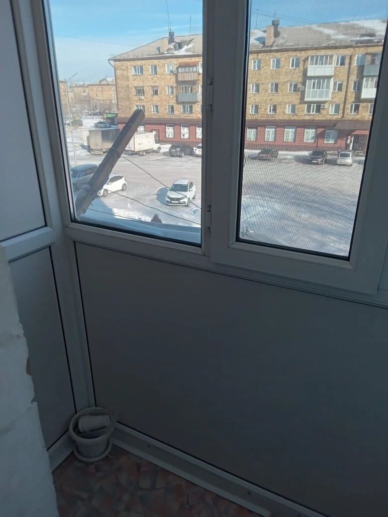 Срочно продам 4-х комнатную квартиру
