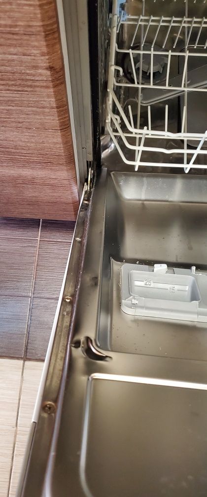 Посудомойка Beko DIN 1510 встраиваемая на 12 комплектов на запчасти