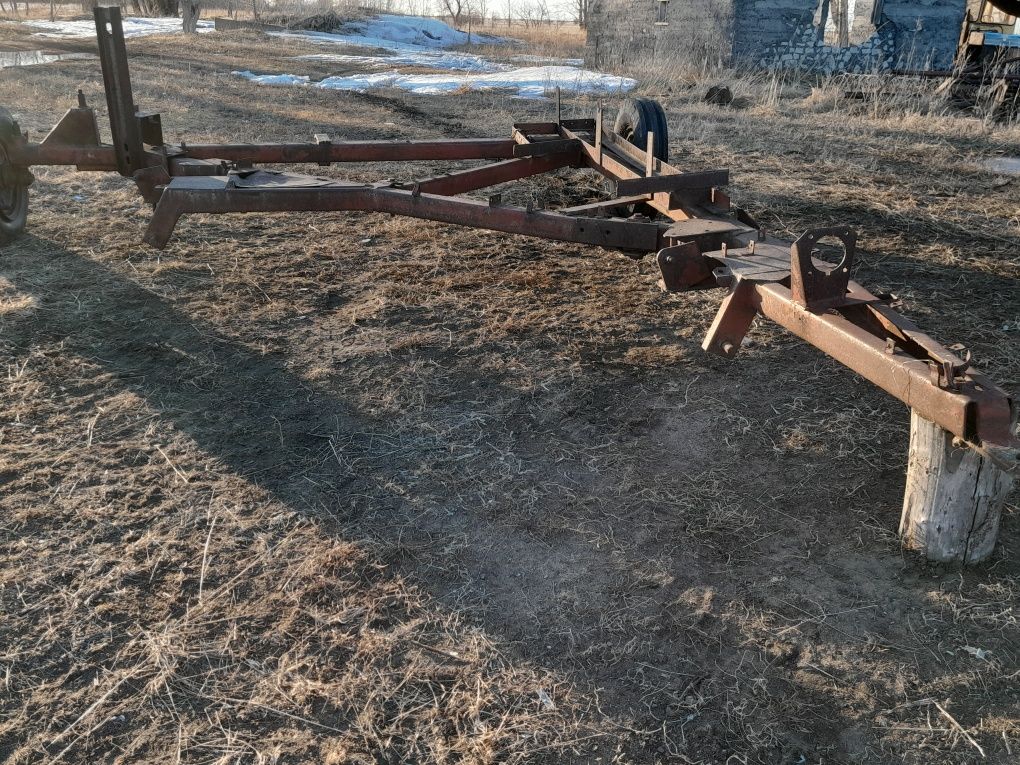 Продам Плуг трехкорпусной.Продам раму от косилки. 150,000.