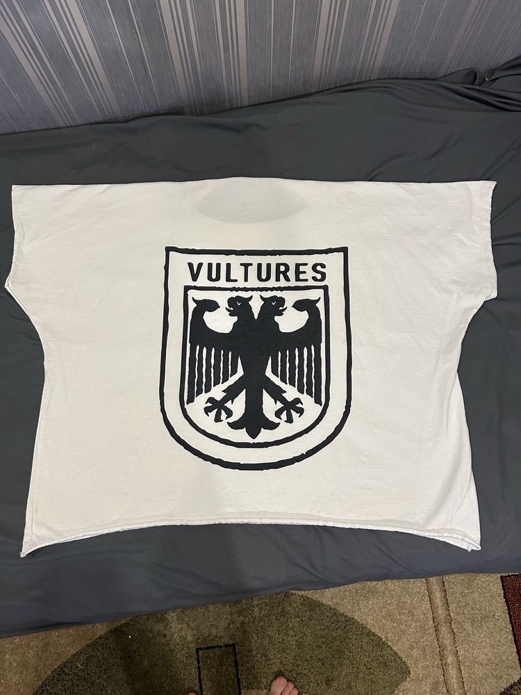 YZY x Gosha Rubchinskiy wultures white tee