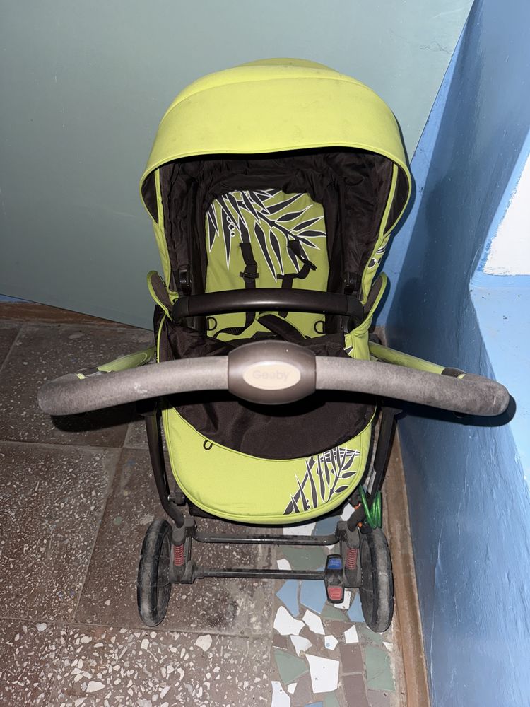 Продам детскую коляску