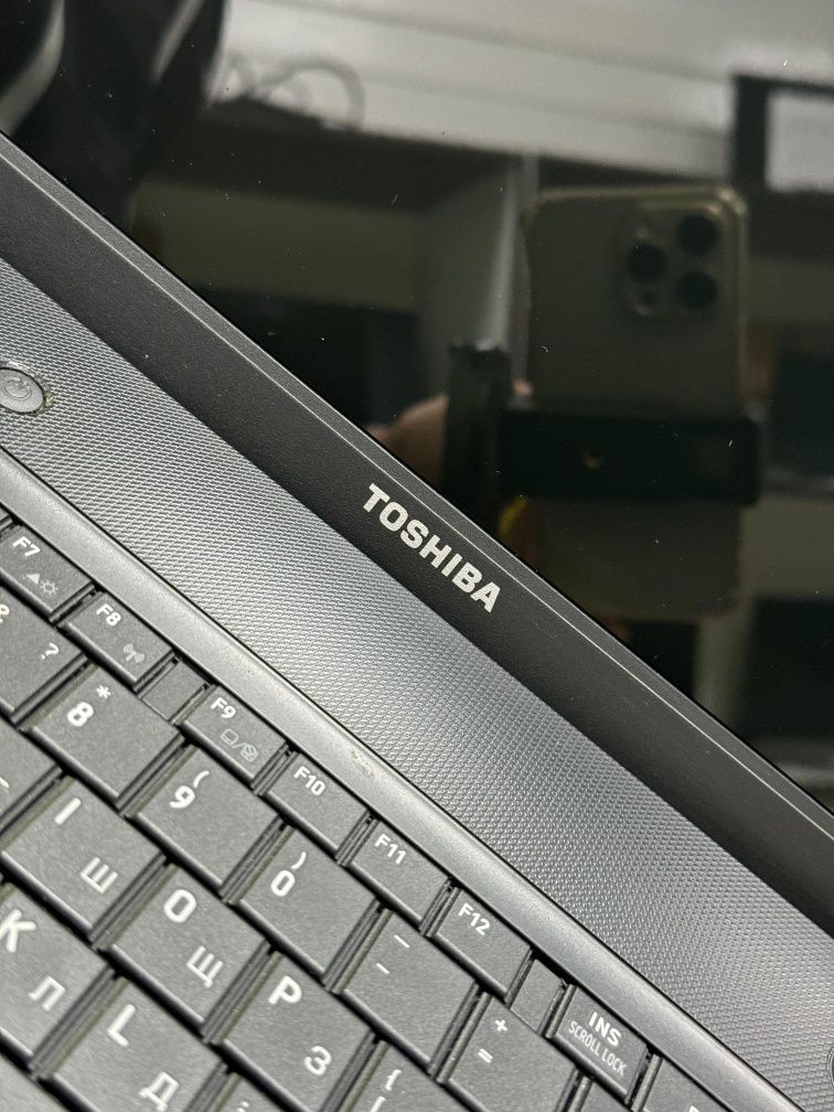 TOSHIBA японский Ноутбук жұмысқа арналған Озу 4Gb SDD 128Gb