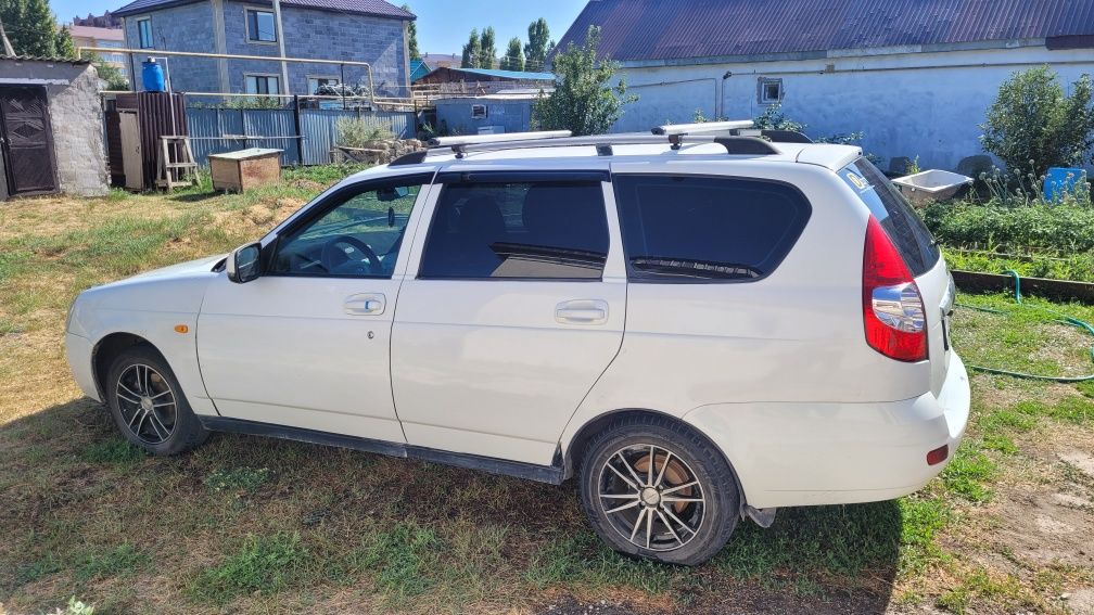 Продам Lada priora универсал