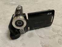 Digital video camera