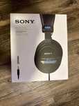 Мониторные наушники Sony MDR-7506
