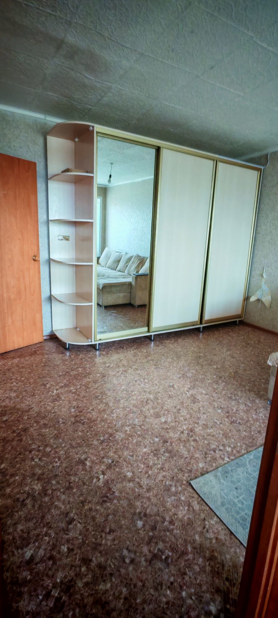 Продаётся 1 - комнатная квартира