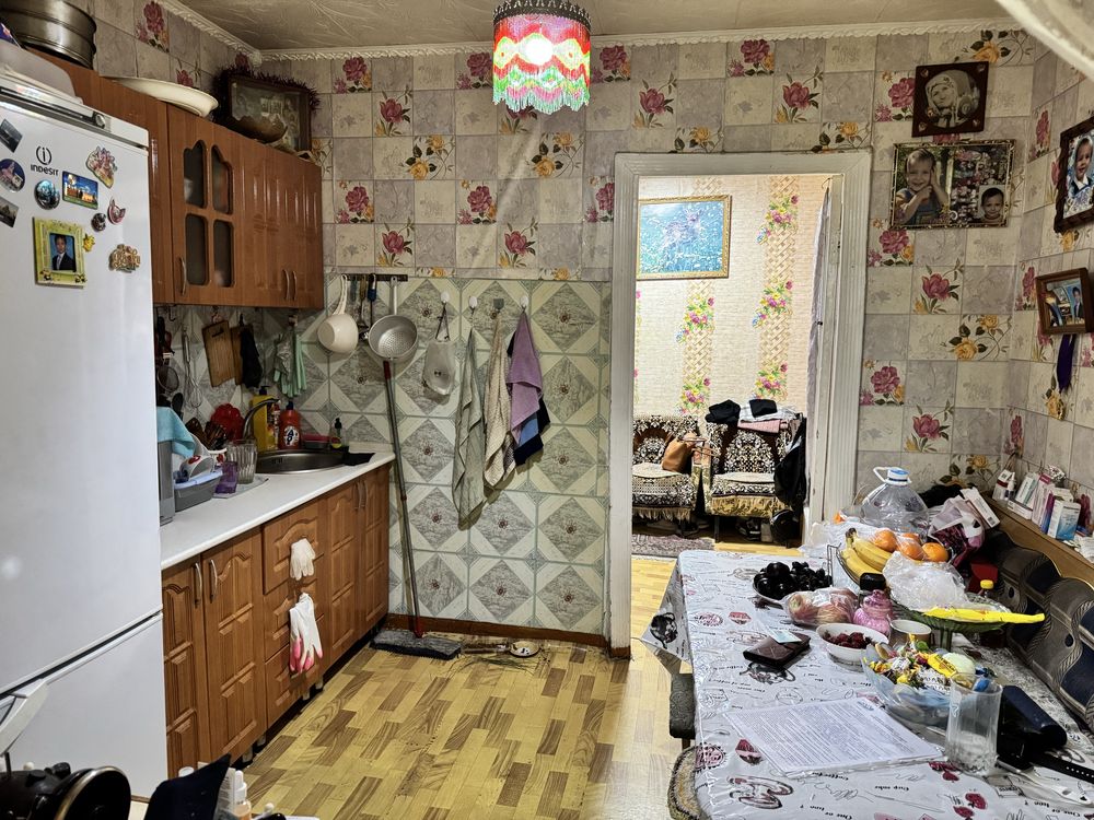 Продается 2-х  квартира улучшенной планировки на 9 микрорайоне