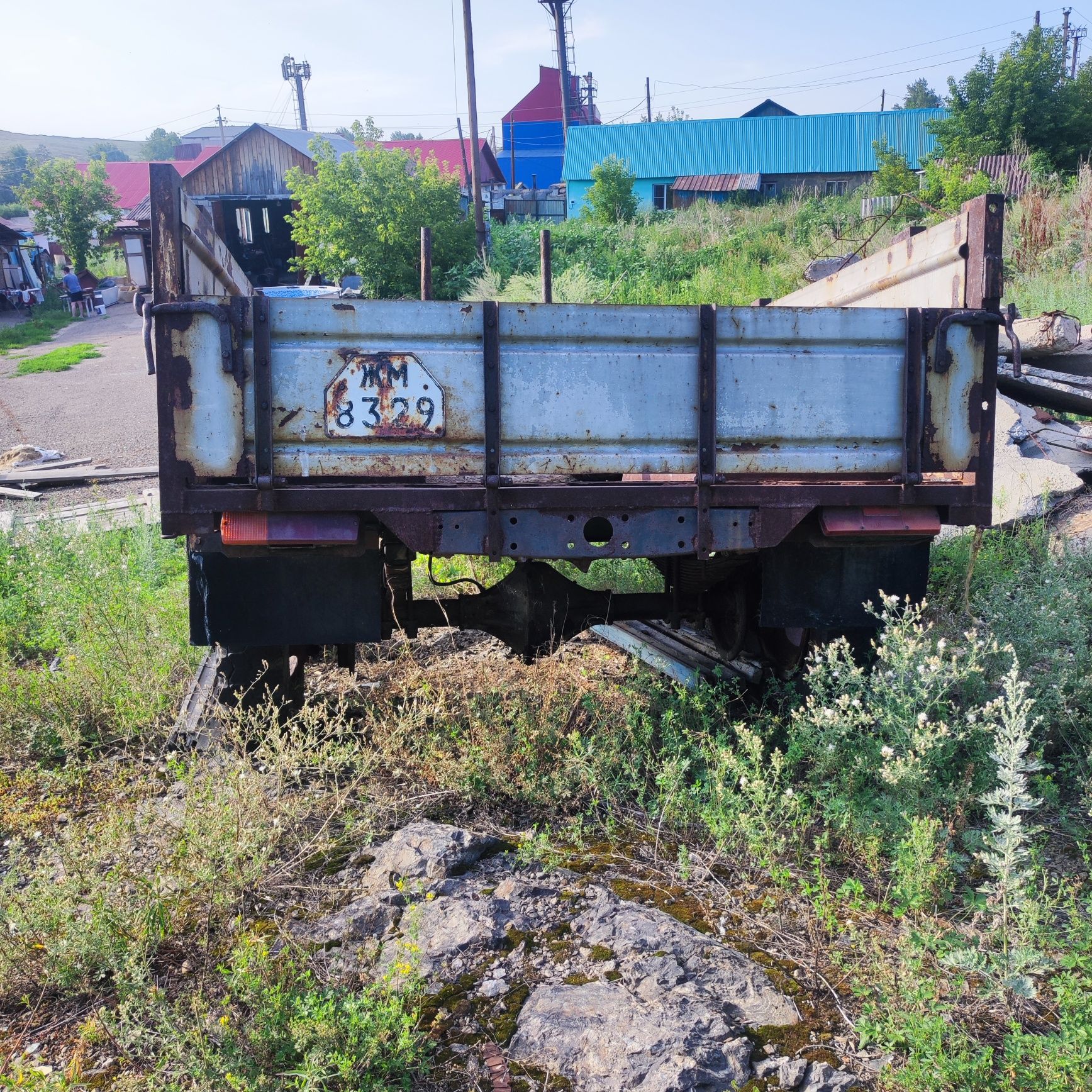 Прицеп одно остныи