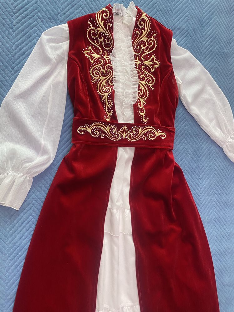 Казахское национальное платье
