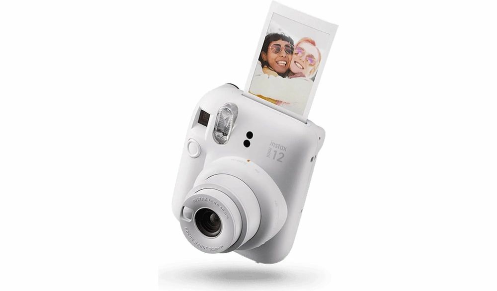 Instax 11 белого цвета