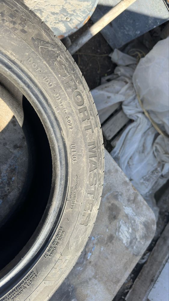 Шины лето 225.55.r16 в хорошем состояний