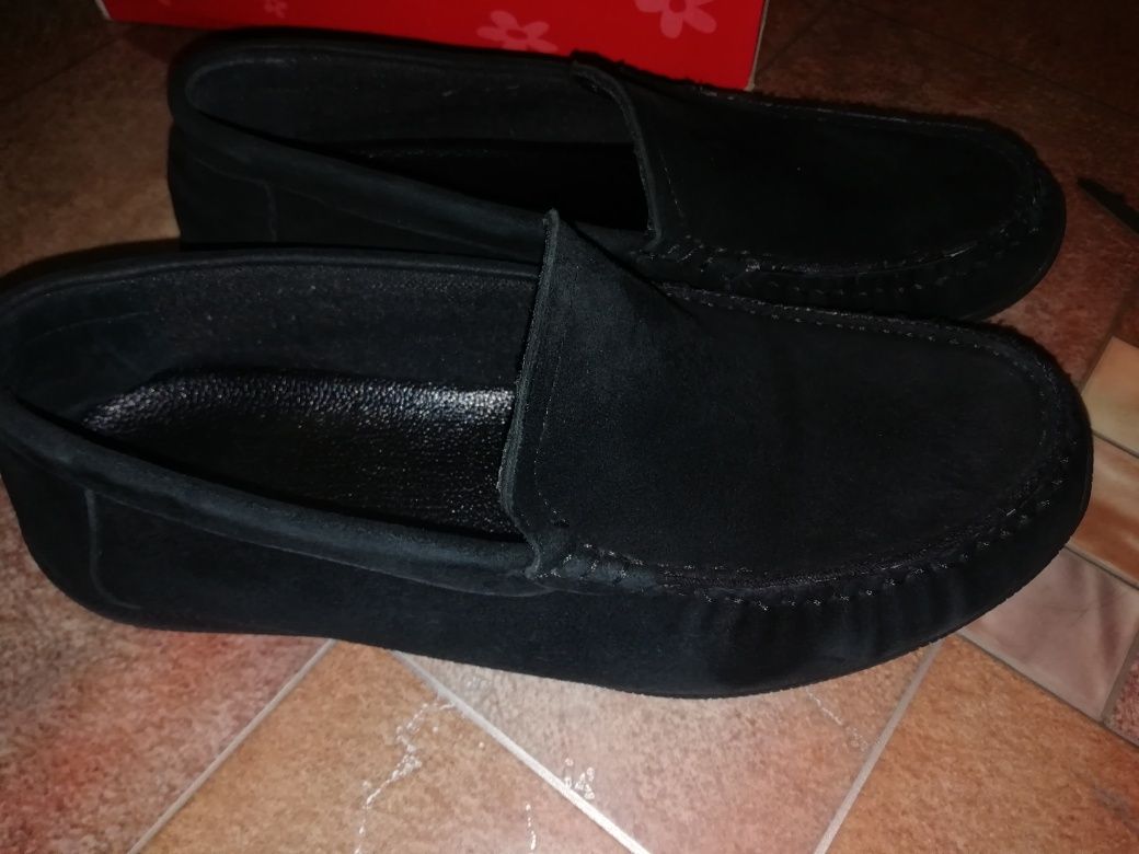 Продам туфли замша р38