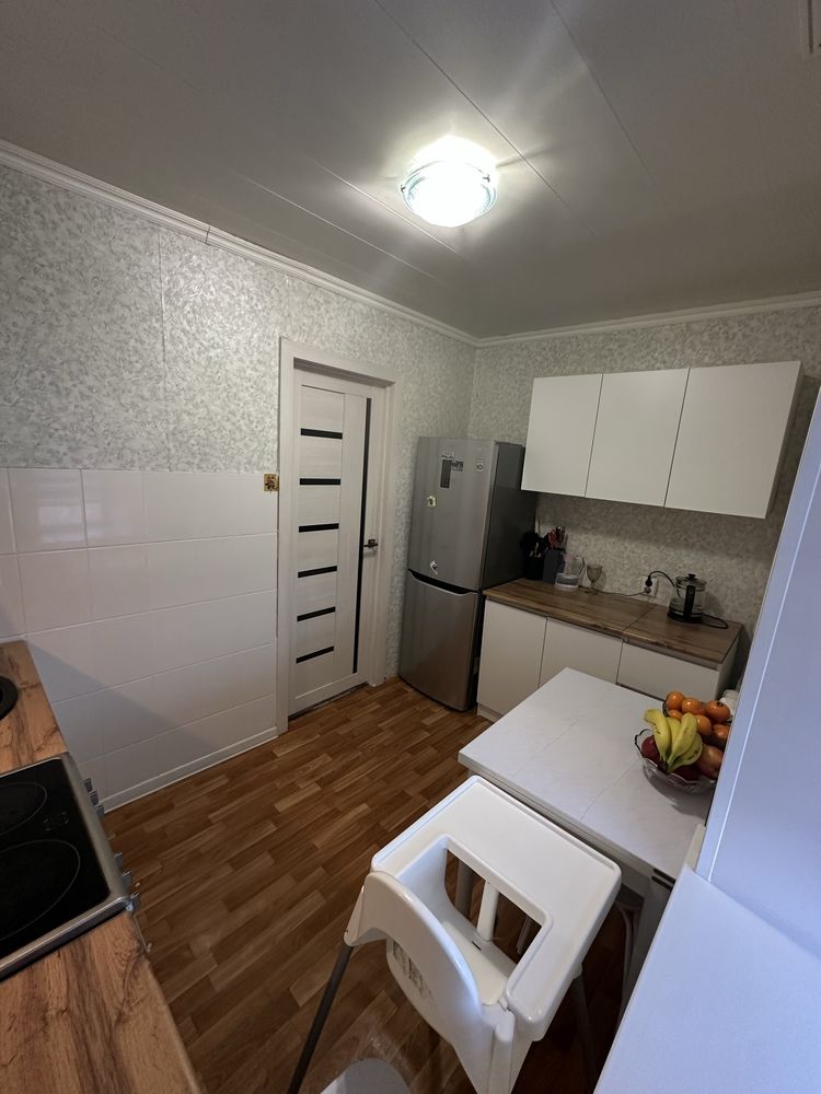 Продам 2-ух ком.В высотном доме