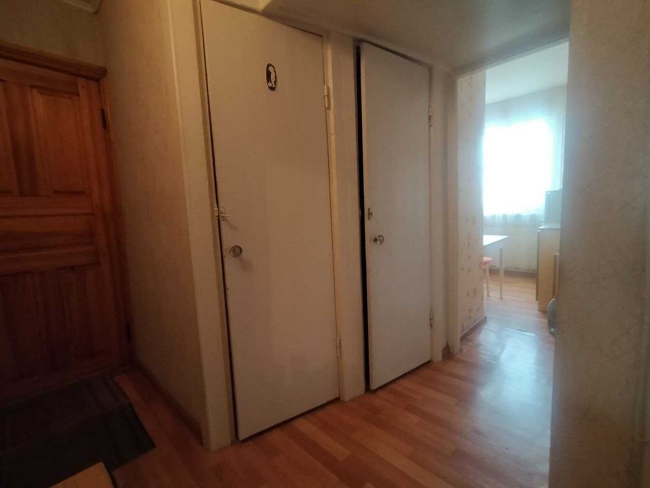 Продажа двухкомнатной квартиры в центре , в отличном доме.