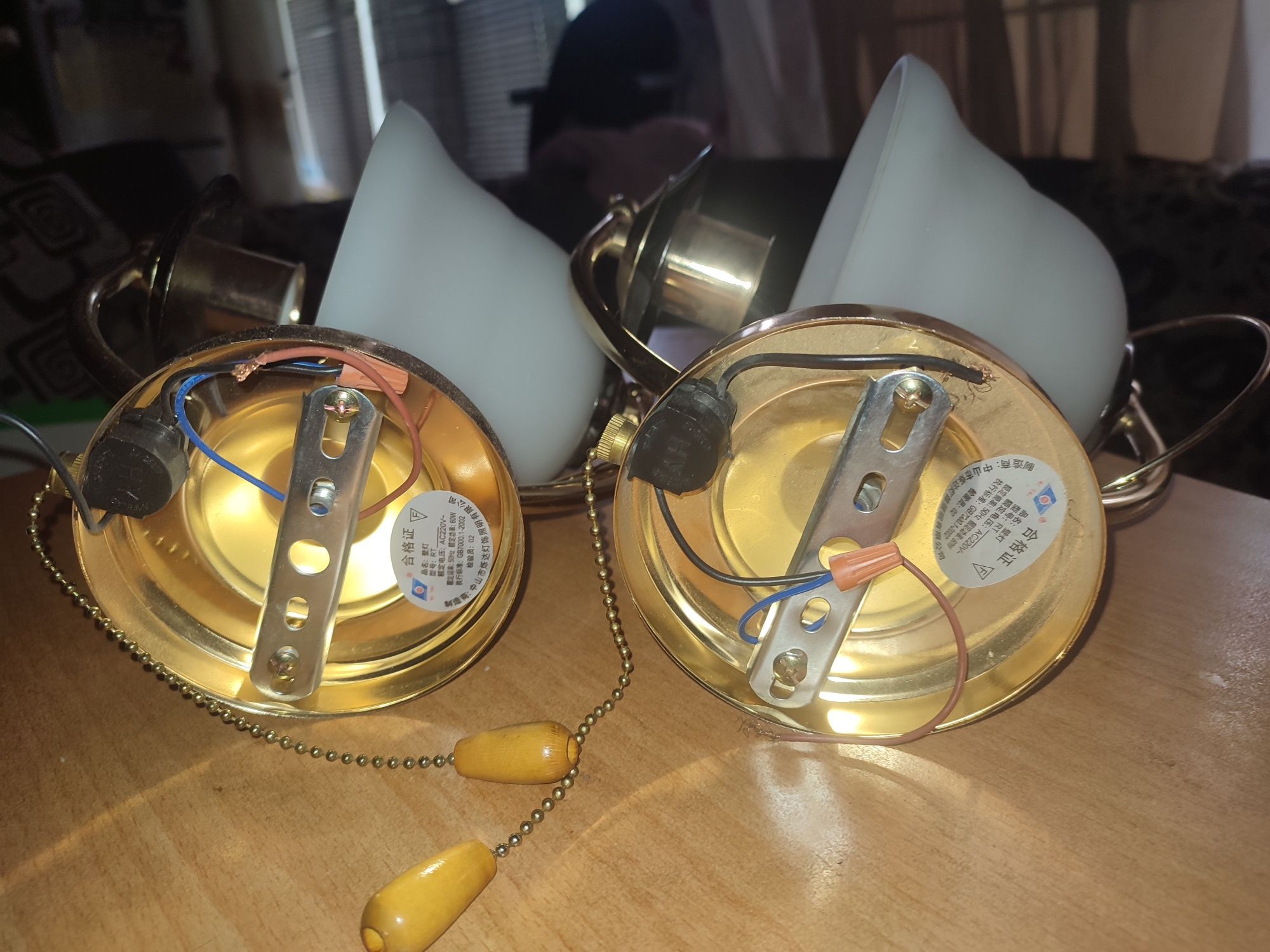 Продам светильники Бра. Новые. 3200. Торг