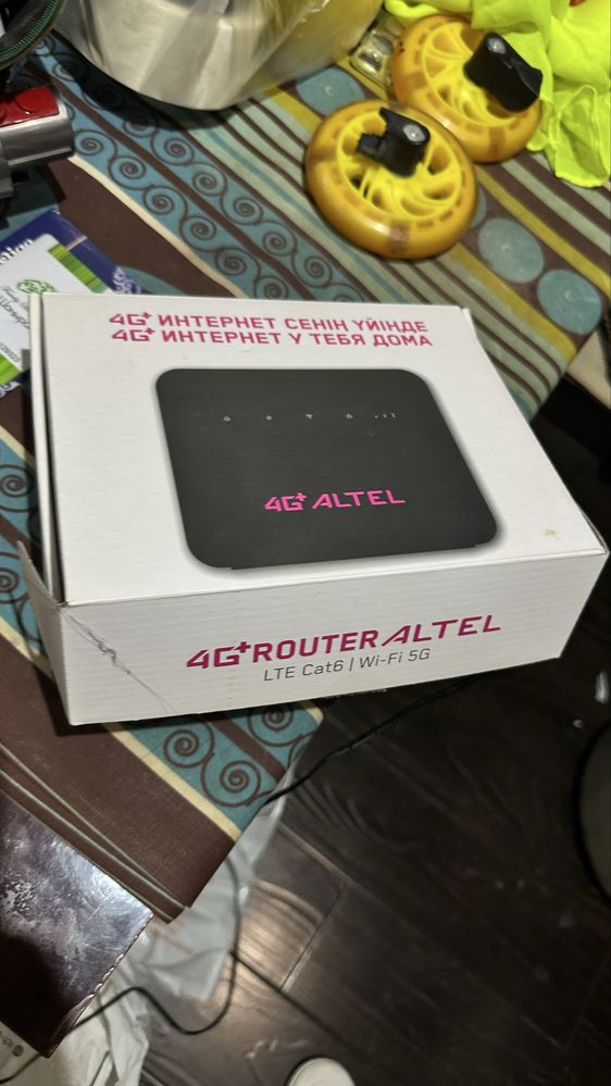 Алтел роутер 4 g почти новый продам или обменяю