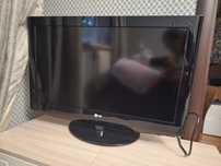 Телевизор LG в хорошем состоянии